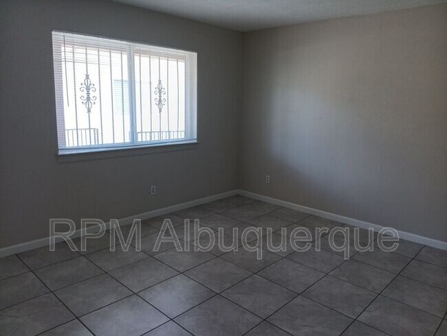 Foto del edificio - 320 Grove St NE
