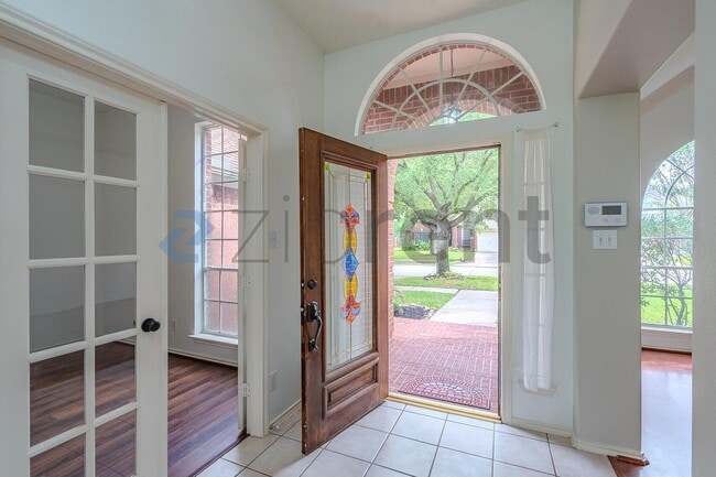 Foto del edificio - 14107 White Oak Gardens Dr