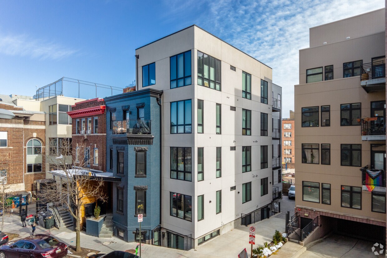 Primary Photo - 3043 15th St NW
