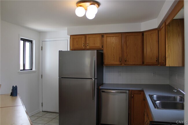 Foto del edificio - 8399 Shoveler Ln