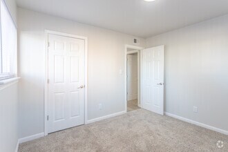 2BR,1BA,900SF - 2 Bedroom A - Autumn Lakes Apartments