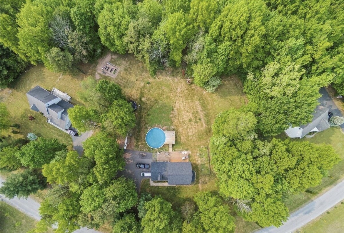 Building Photo - 284 Orchard View Dr