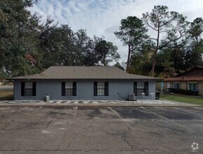 Building Photo - 6135 NW 26th St
