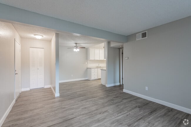 1BR, 1BA - Vintage Faire Apartments