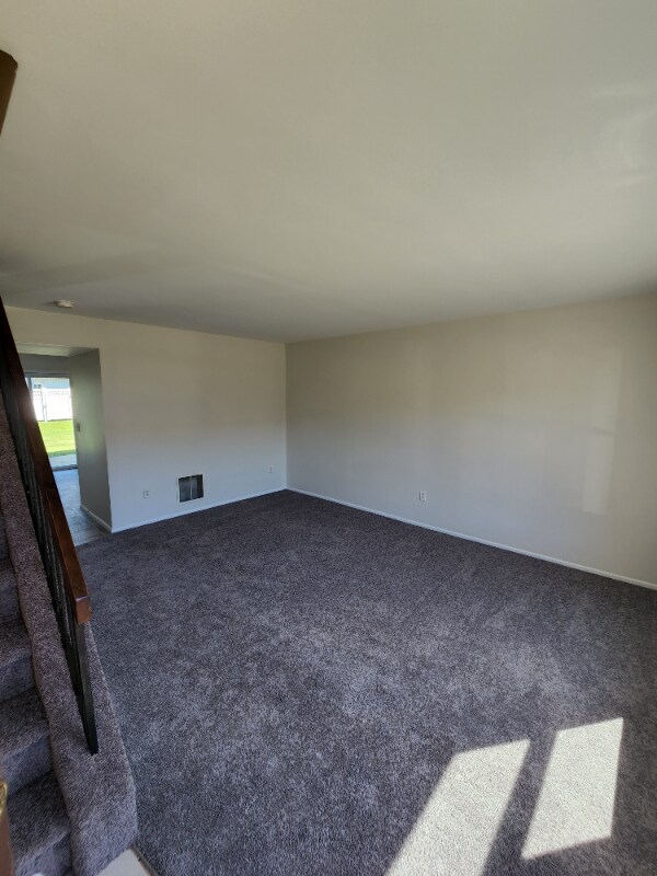 Building Photo - 1066 Sawmill Rd