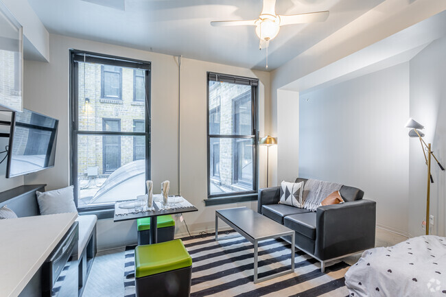 Studio, 1BA - 306 SF - Park East - The Sterling