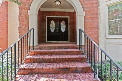 Foto del edificio - 200 River Bluff Pkwy