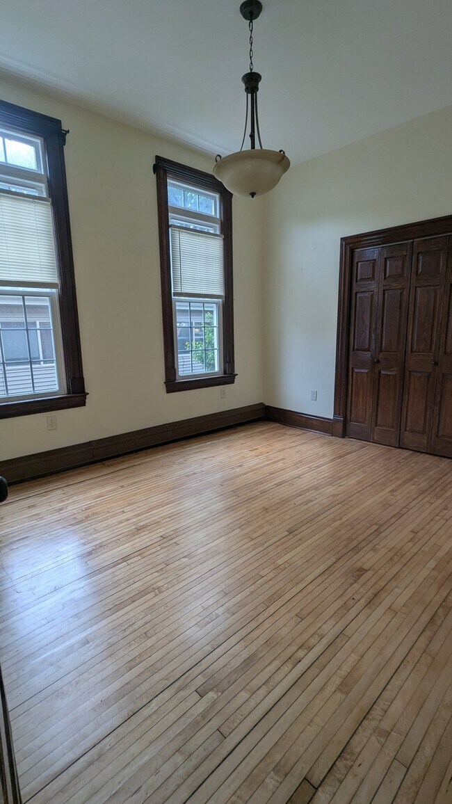 Foto del edificio - 808 Iglehart Ave