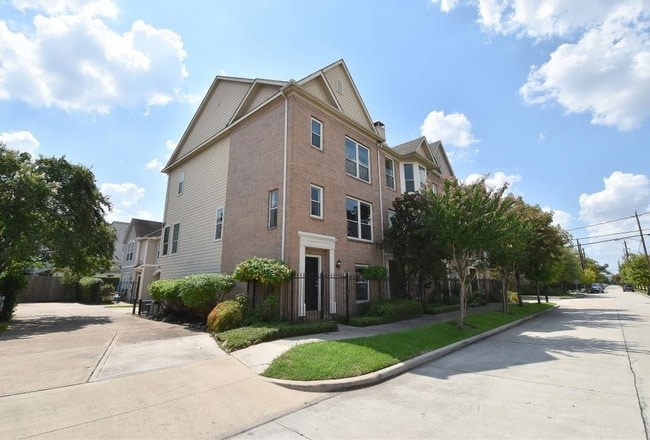 Corner view of the property - 1706 Dennis St