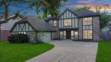 Building Photo - 8823 High Haven Dr