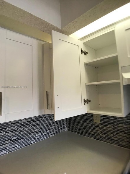 Foto del edificio - 8590 SW 212th St