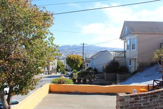 Beautiful View - 209 Acadia St