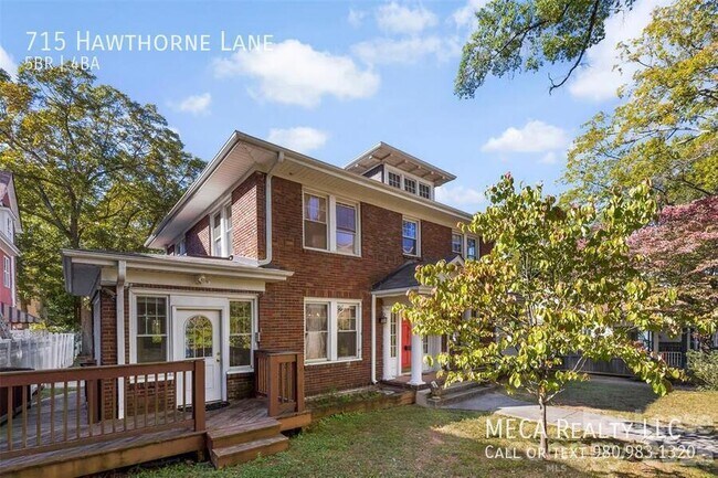 Foto del edificio - 715 Hawthorne Ln