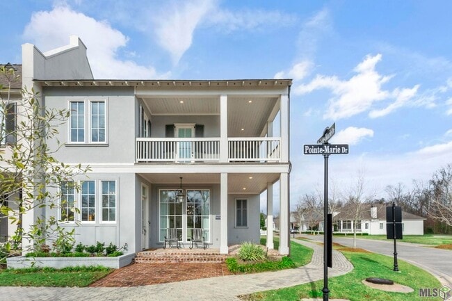 Photo - 3305 Pointe-Marie Dr House