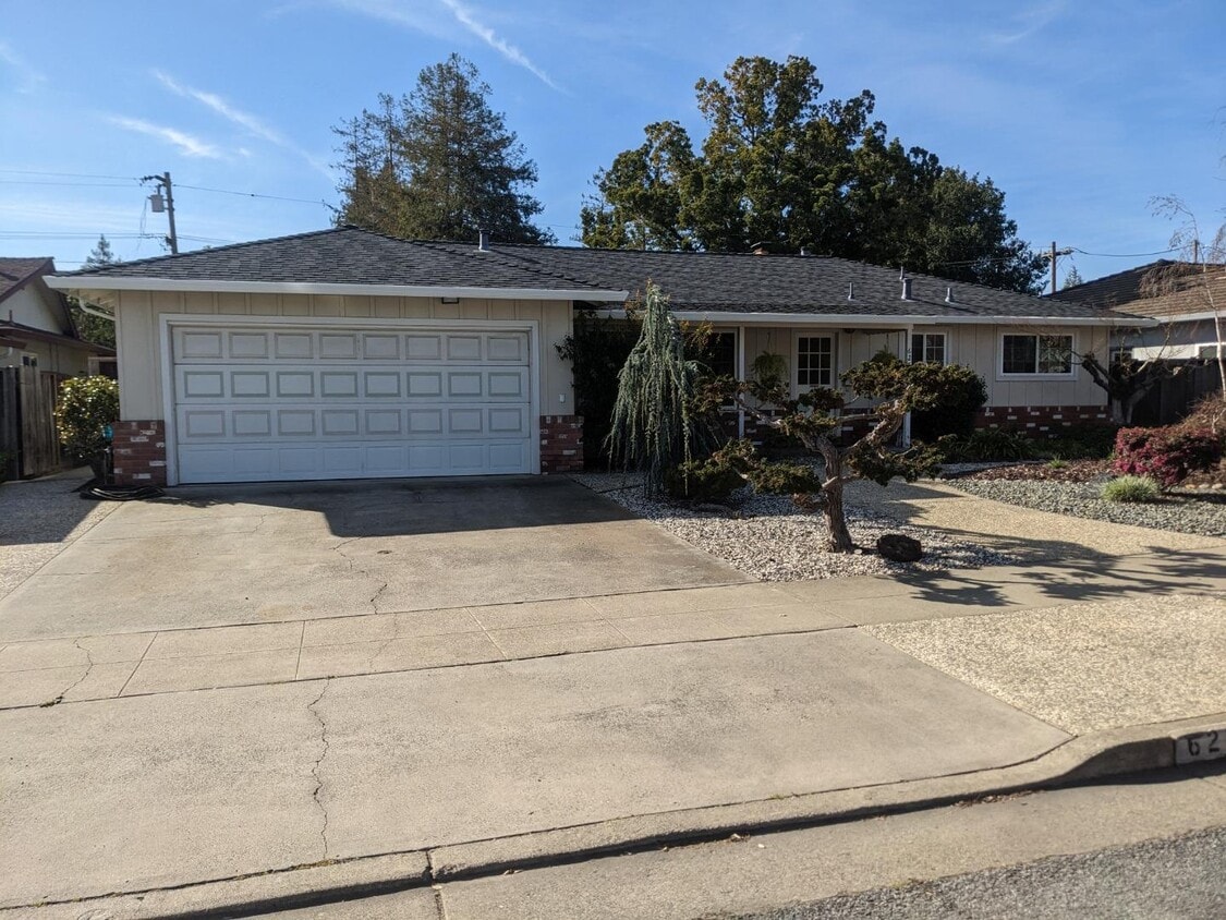 Primary Photo - 6256 W Walbrook Dr