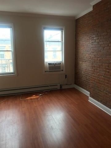 Foto del edificio - 348 7th St