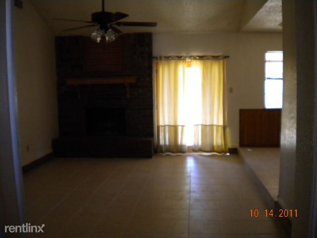 Foto del edificio - 3 br, 2 bath House - 2405 Ridglea Ct