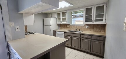 Building Photo - 2527 Meandering Trail