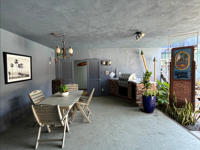 Building Photo - Pacific Lanai Apartments