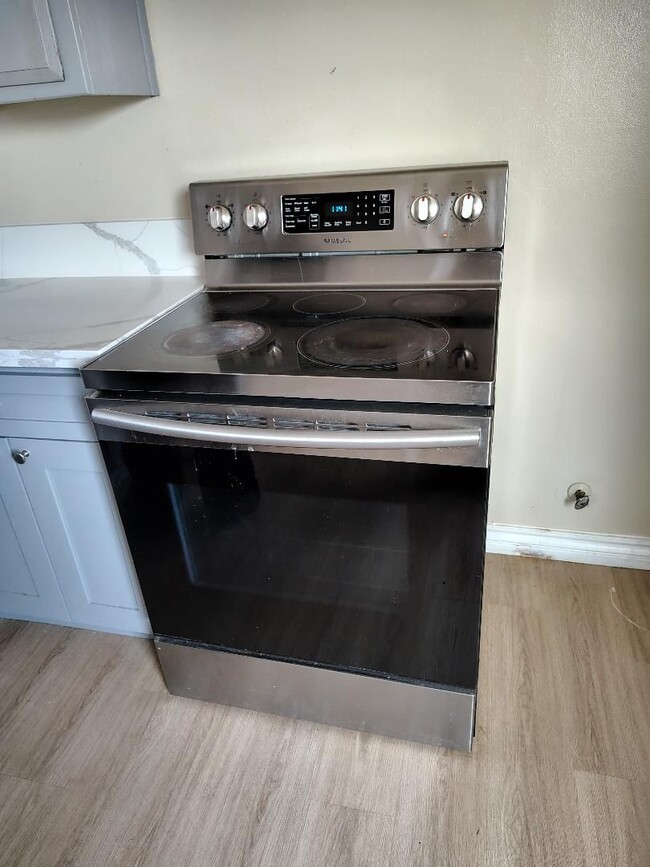 Foto del edificio - STINE ROAD #D