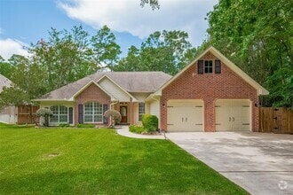 Building Photo - 2405 Chantilly Ln
