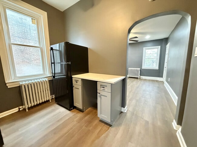 Foto del edificio - 347 Kerlin St