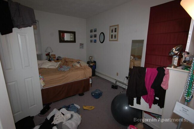 Building Photo - 58 Mansfield St