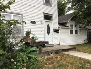 Building Photo - 1043 Delaware St