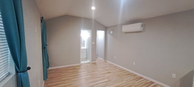 Building Photo - 3505 N 72nd St