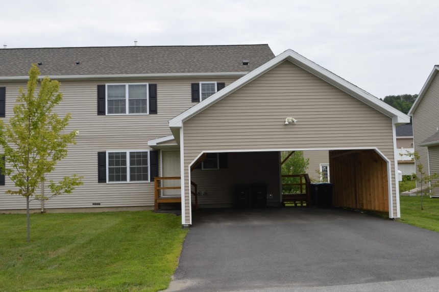 Foto principal - 37 Rudd Farm Dr