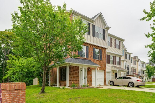 Building Photo - 1400 Deep Gorge Ct