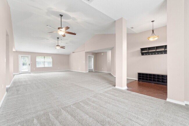 Building Photo - 2363 Sunrise Dr