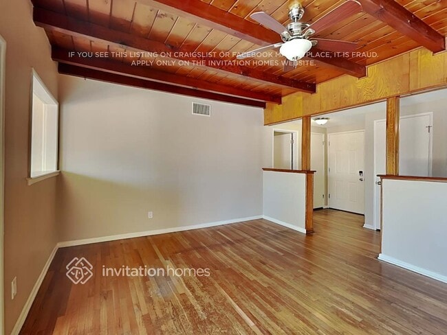 Building Photo - 14251 Minnehaha St
