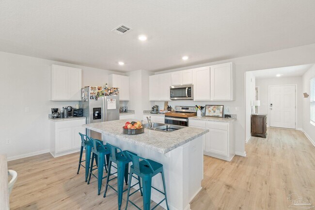 Foto del edificio - 5252 Peach Dr