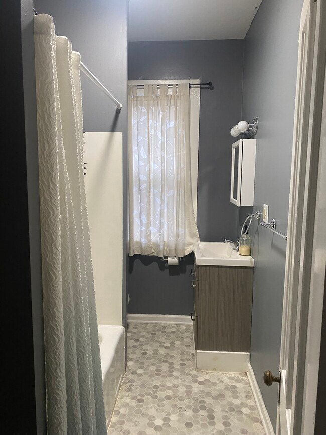 Foto del edificio - 51 Logan St