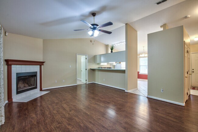 Building Photo - 8524 Bannerman Bluff Dr