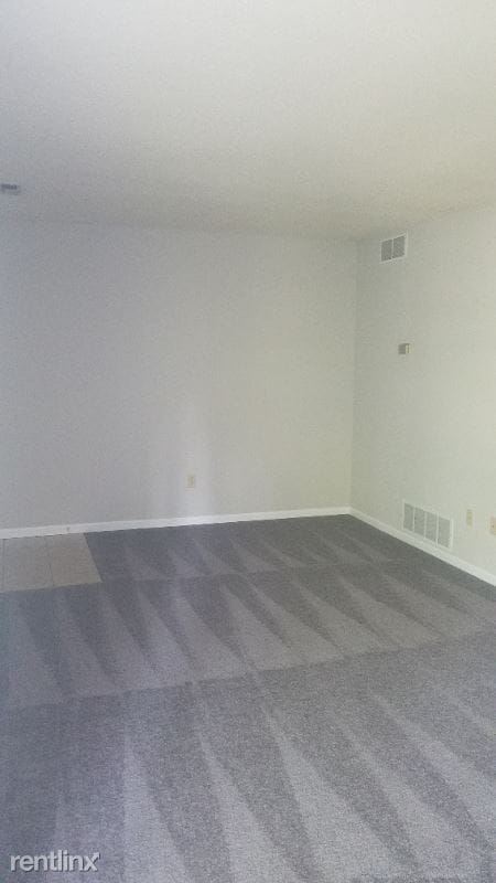 Building Photo - 2200 E Parks Edge Pl