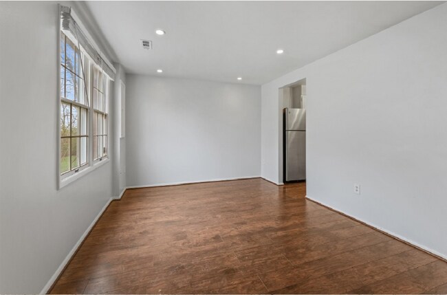 Foto del edificio - 119 Fairfield Dr