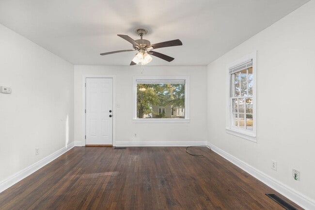 Foto del edificio - Gorgeous 3bed/2ba minutes from UNA