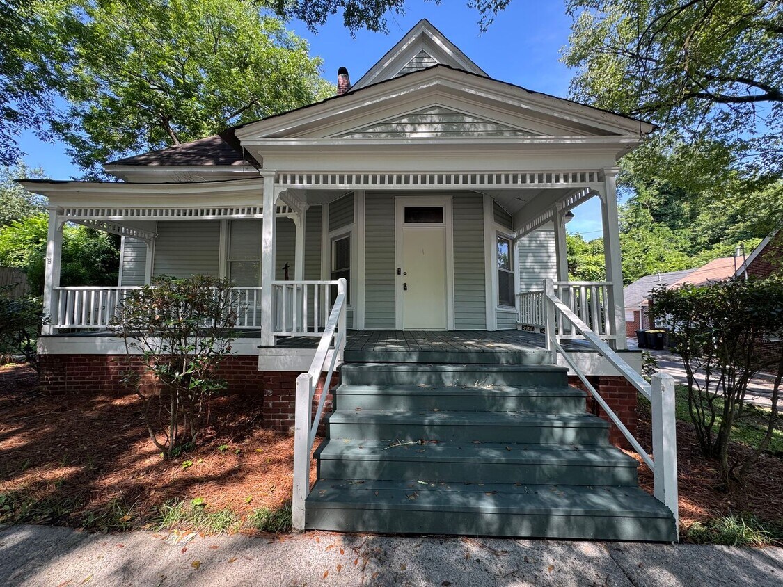 Foto principal - Large 4/2.5 House in S Rome $1,395