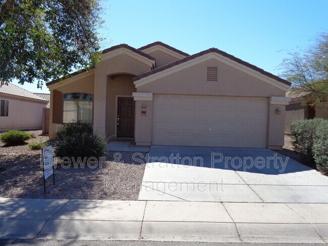 Building Photo - 10625 W Hilton Ave