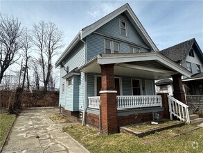 Building Photo - 1268 E 133rd St