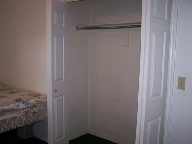 Building Photo - 659 E 700 N
