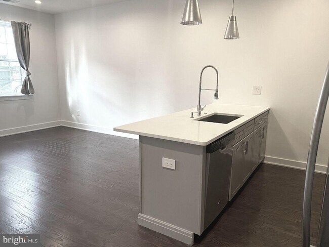 Foto del edificio - 1419 N 7th St
