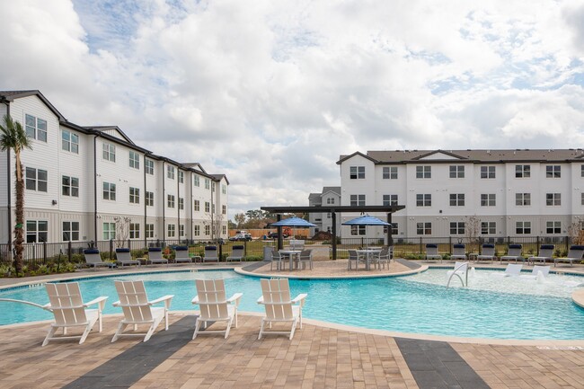 Resort Style Swimming Pool - Standard at Champions