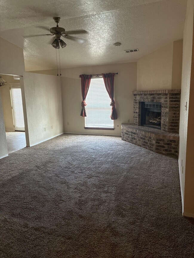 Foto del edificio - 5432 Pepperwood Ct NW