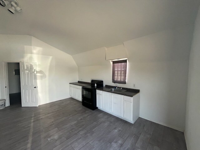 Foto del edificio - 10109 River Rd