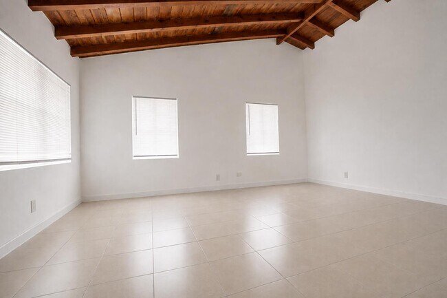 Foto del edificio - 3219 Windsor Ave