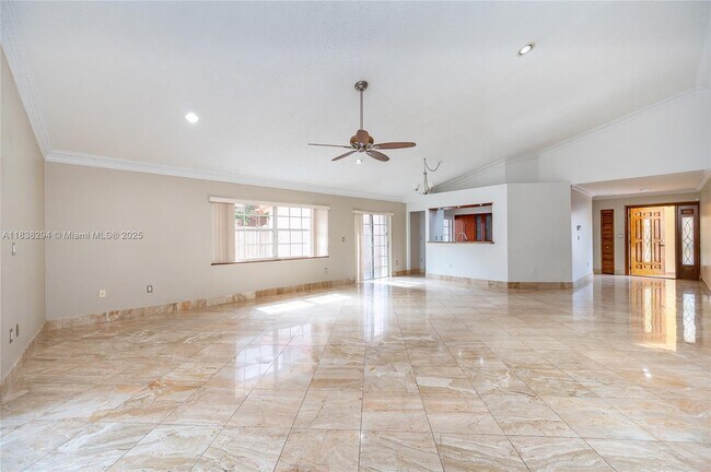 Foto del edificio - 4725 NW 103rd Ct