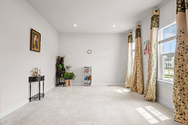 Foto del edificio - 23534 Daisey Dr